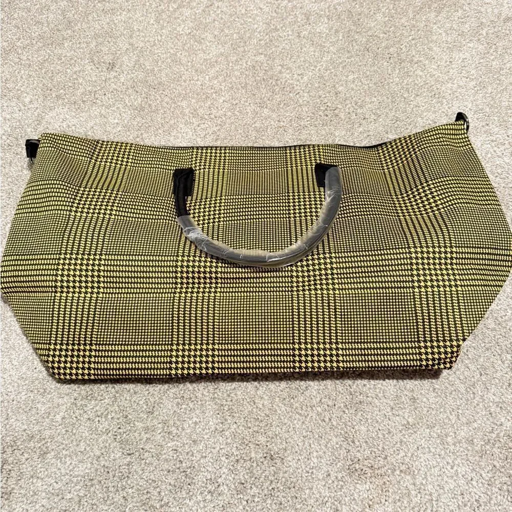 NWT Lulu Dharma Yellow plaid‎ Fraiser Weekender bag/tote!
